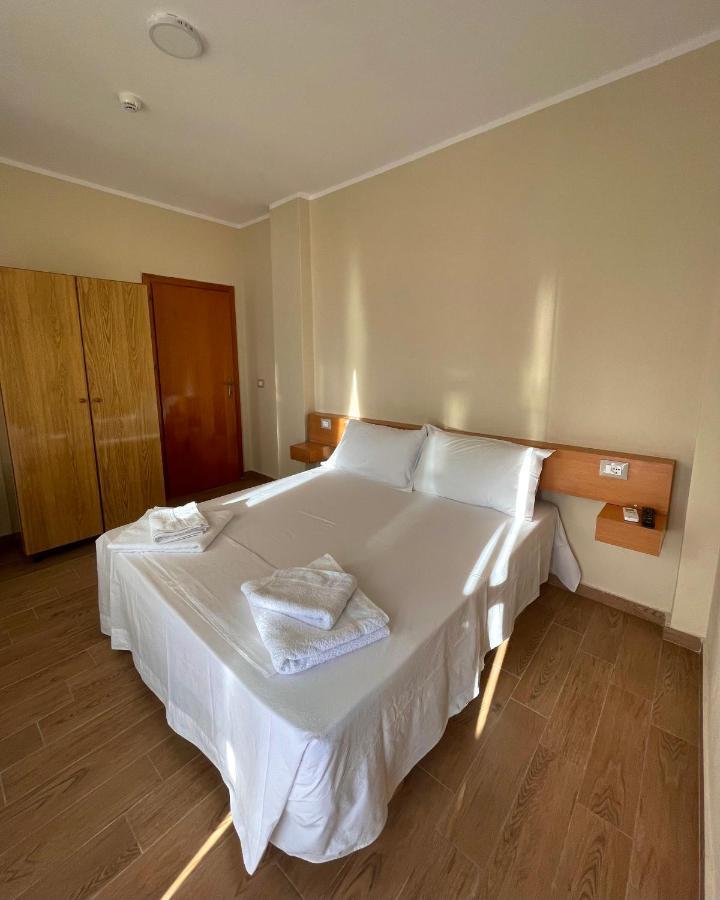 Tekada Hotel & Restaurant Vlore Ngoại thất bức ảnh