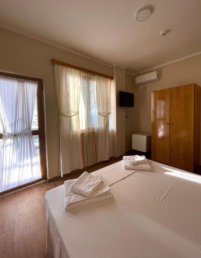 Tekada Hotel & Restaurant Vlore Ngoại thất bức ảnh
