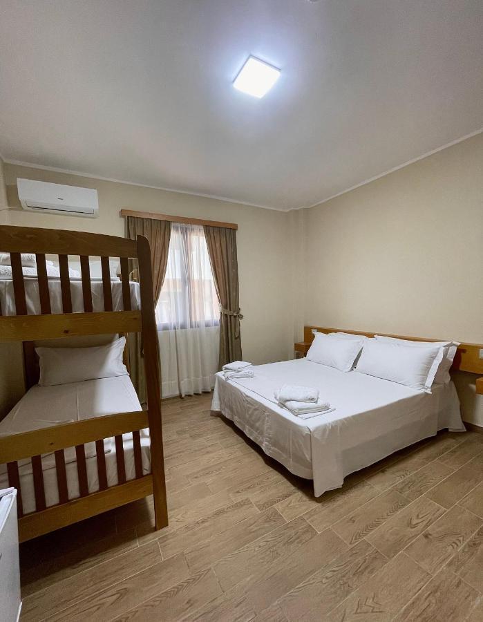 Tekada Hotel & Restaurant Vlore Ngoại thất bức ảnh