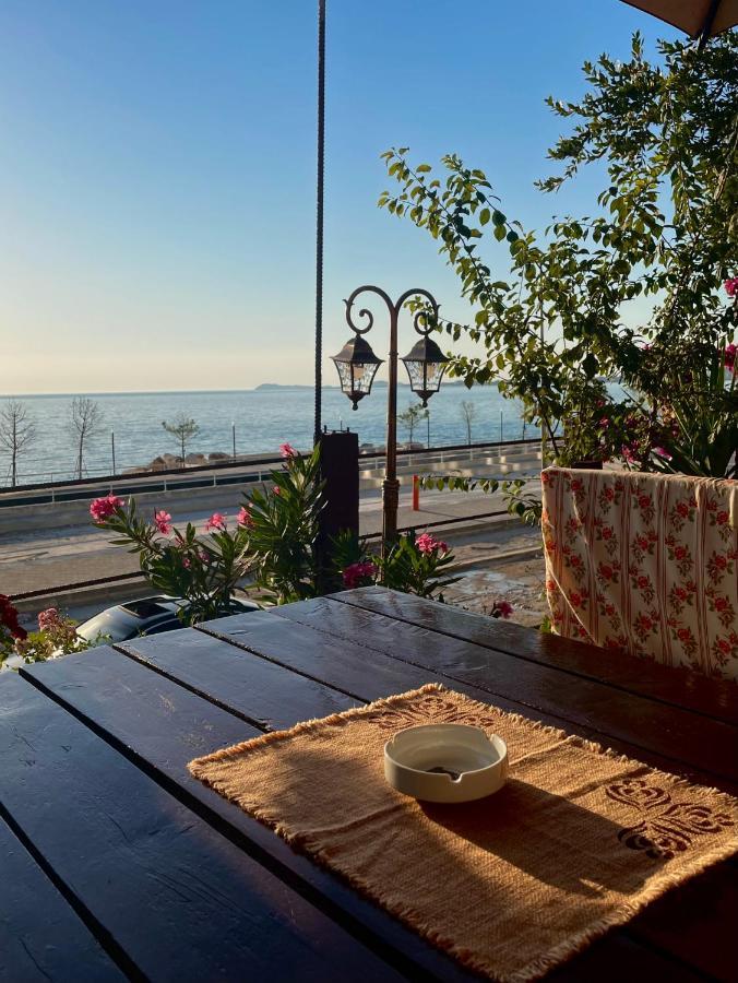 Tekada Hotel & Restaurant Vlore Ngoại thất bức ảnh